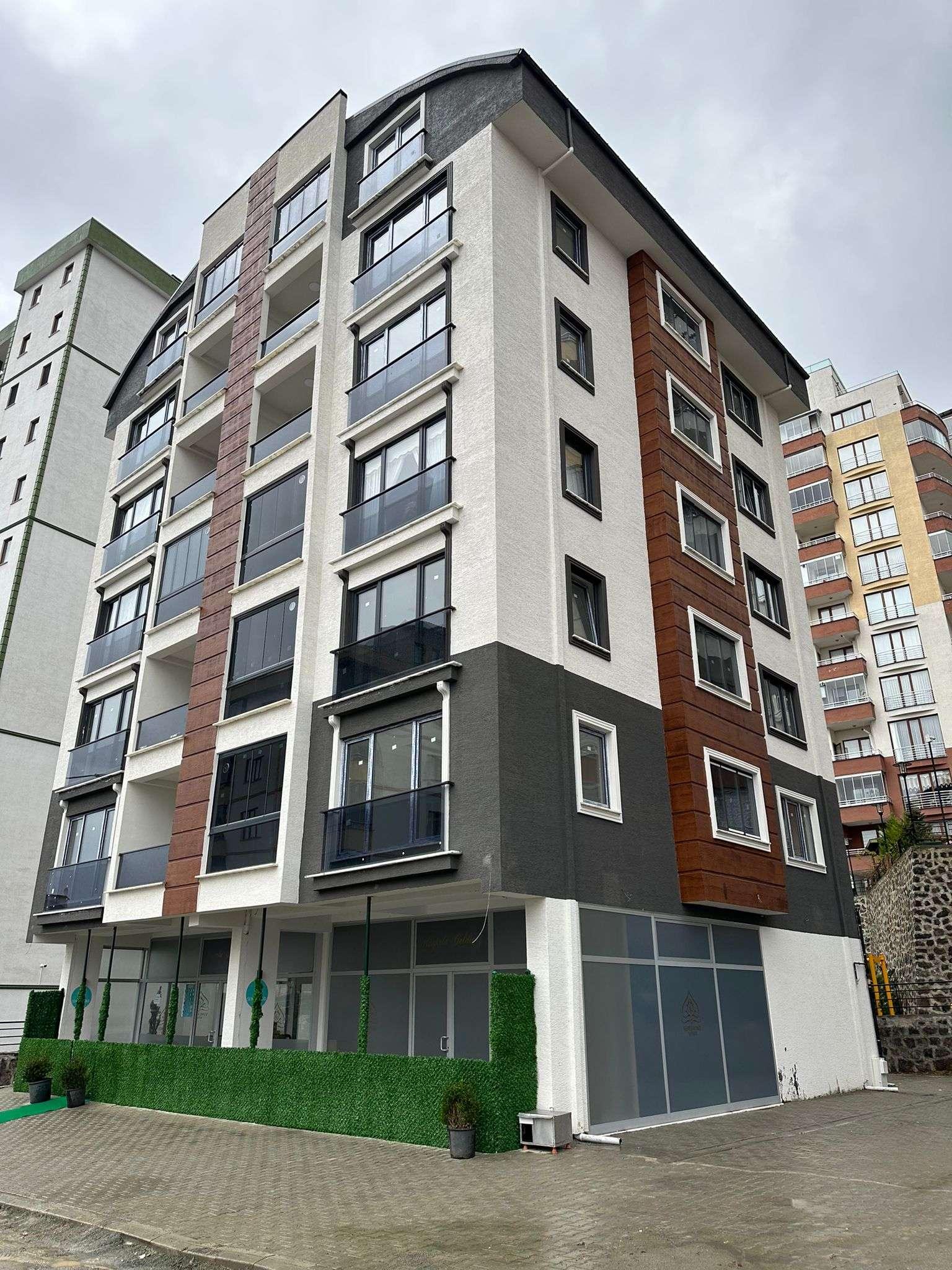 DEMİR APARTMANI